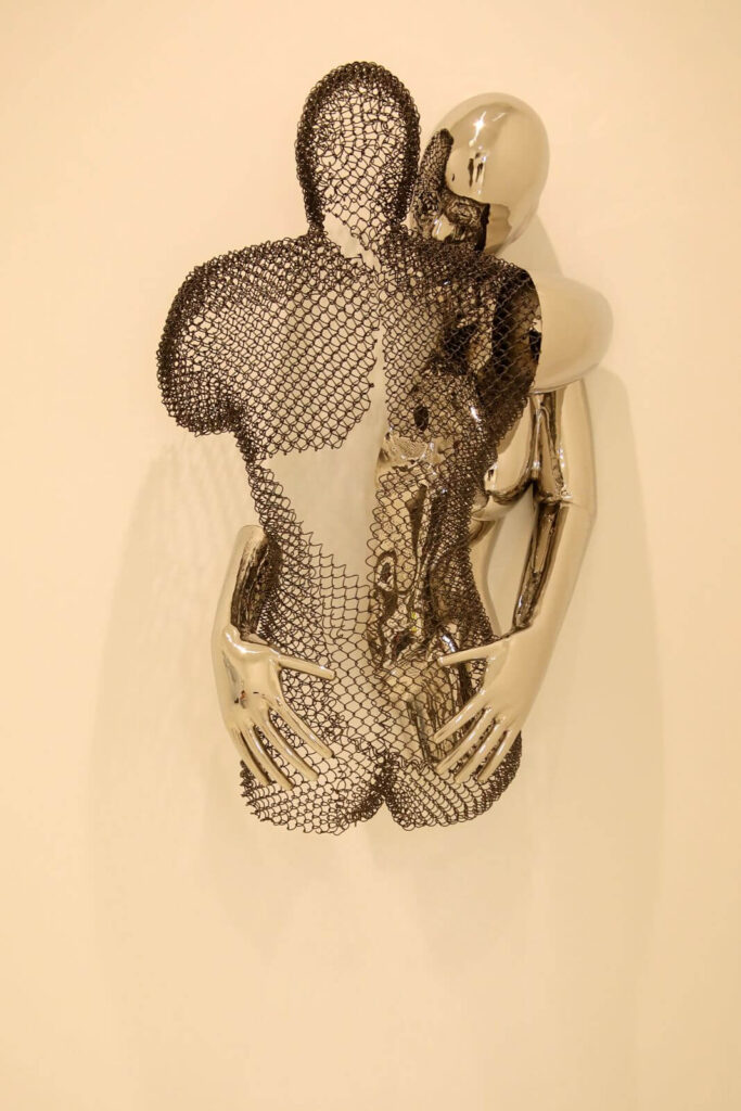 Modern sculptural wall art displayed within Canvas Sur luxury residence in Windermere, Florida.